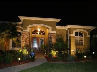 2 Sanders Ct E, Homosassa, FL 34446