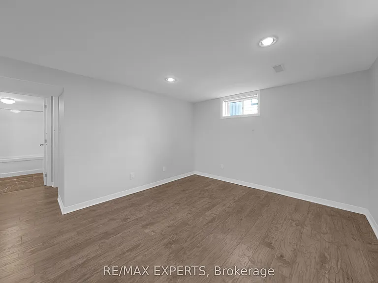 87 Eugenia St #LOWER — Photo 14