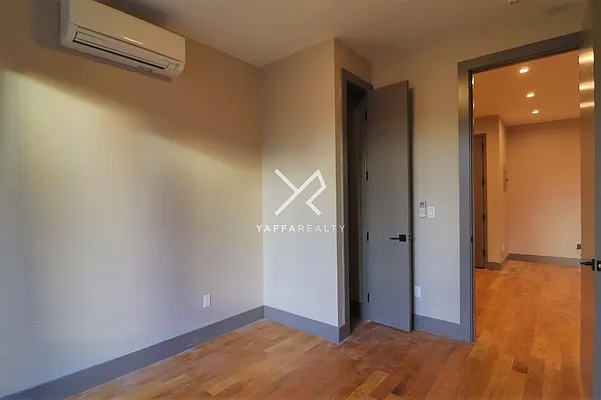 Rented by Yaffa Realty LLC | media 8