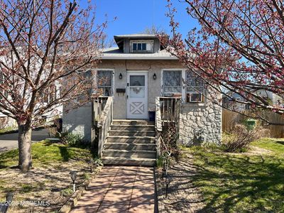 50 W Highland Avenue, Atlantic Highlands, NJ, 07716