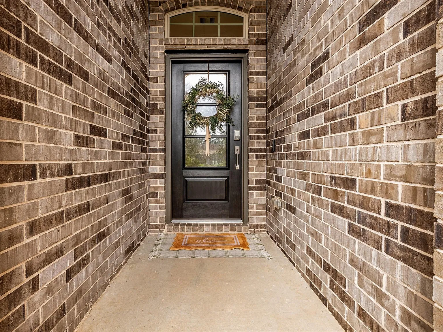 3 bed, 2.0 bath, 2111 sqft, $2,500 — Photo 4