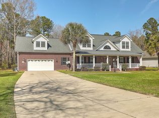 324 Bay Village Ln, Moncks Corner, SC 29461