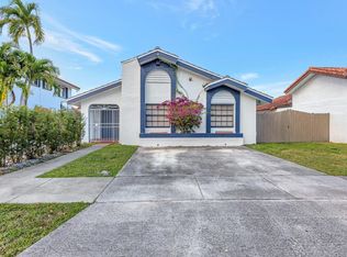 13585 SW 99th Ter, Miami, FL 33186