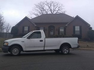 308 Riverton Ct, Byram, MS 39272