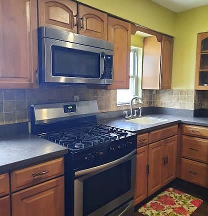 5th image of 135 Ege Ave Floor 2