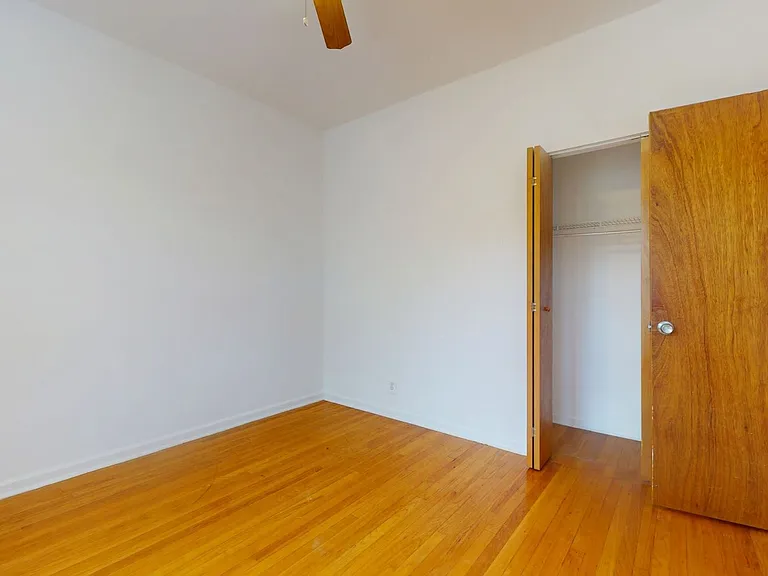 5415 S. Woodlawn Avenue — Photo 125