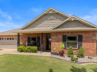 1515 Saint Joseph Dr, Grove, OK 74344