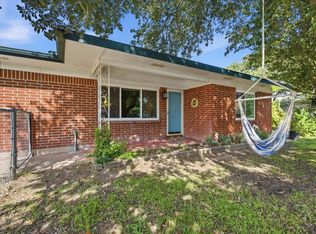 1918 51st St, Galveston, TX 77551