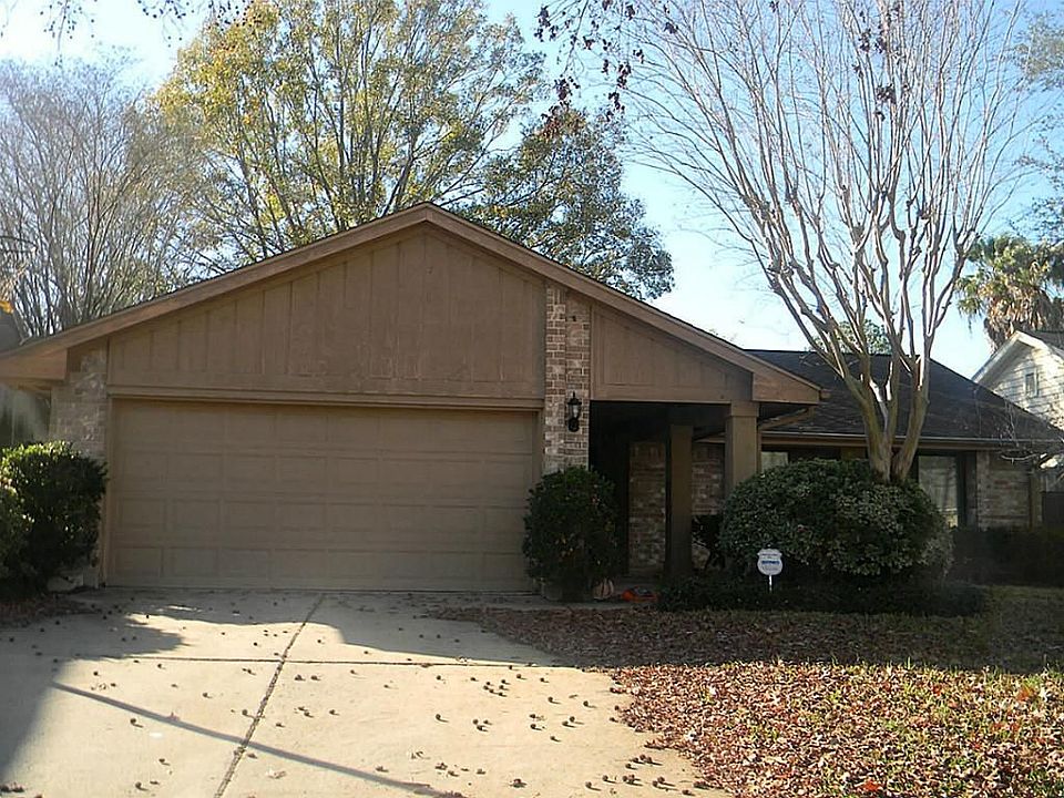 1st image of 5323 Pine Cliff Dr
