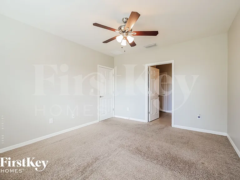 1406 NW 7th Ave — Photo 9