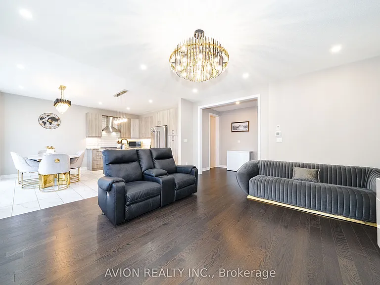 1034 Tigerlily Trl — Photo 4