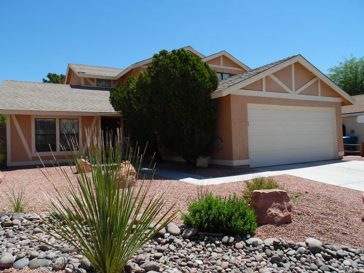 Building Photo - 4386 Newhaven Dr