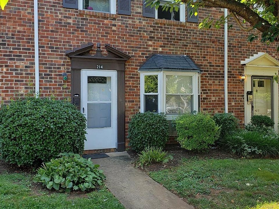 1st image of 214 E Cadbury Dr