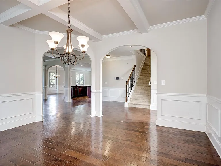 542 Oconee Cir — Photo 8