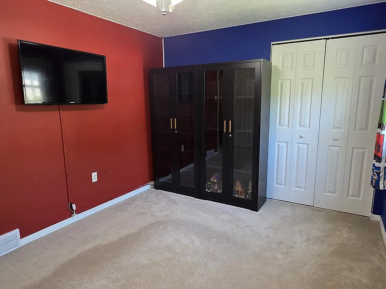 117 Huron Dr — Photo 23