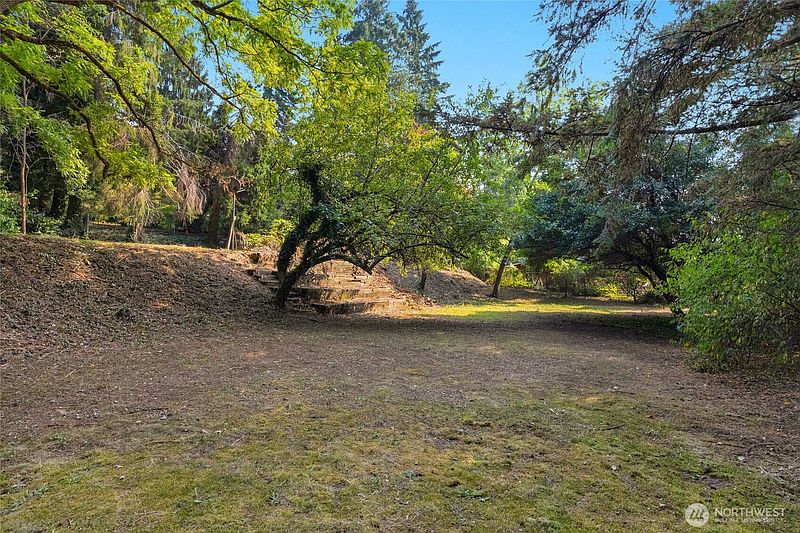 5th image of 19331 37th Avenue NE