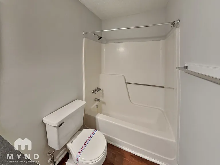 1505 Gorman St #E — Photo 16