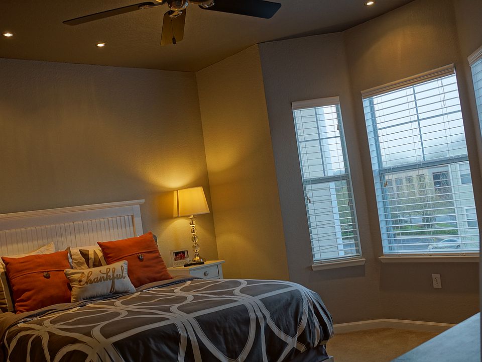 1st image of 2801 Chancellorsville Dr APT 335