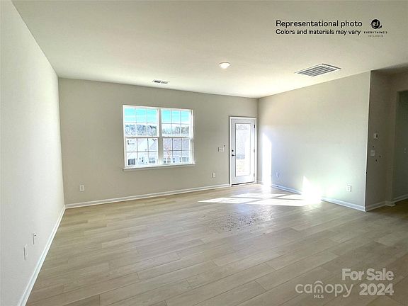 4th image of 102 White Apple Way
