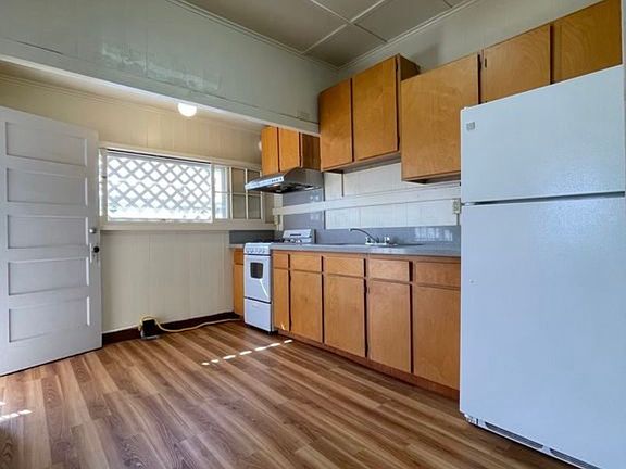 5th image of 2242 Fern St Unit 3