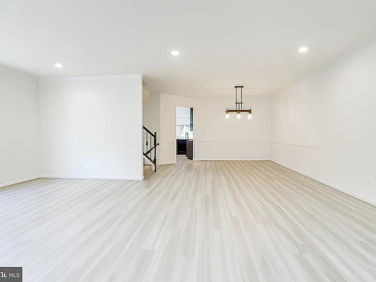 43698 Chicacoan Creek Sq — Photo 15