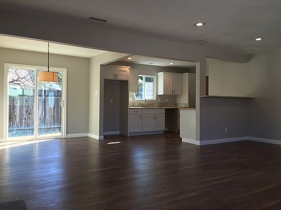 3rd image of 13287 Earl Ave