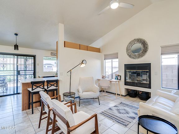 5th image of 9984 E Banister Dr