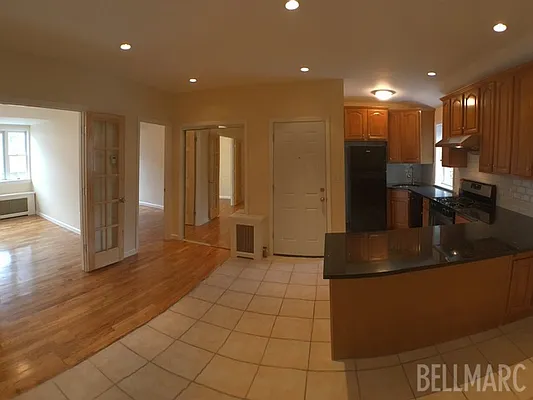 Rented by Bellmarc Realty | media 15