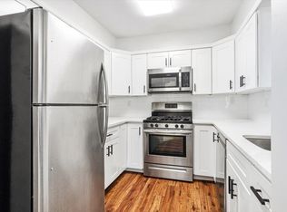 26 School St APT 210, Hull, MA 02045