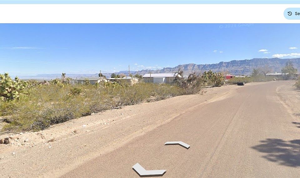 2nd image of 185 W Mohave Lane