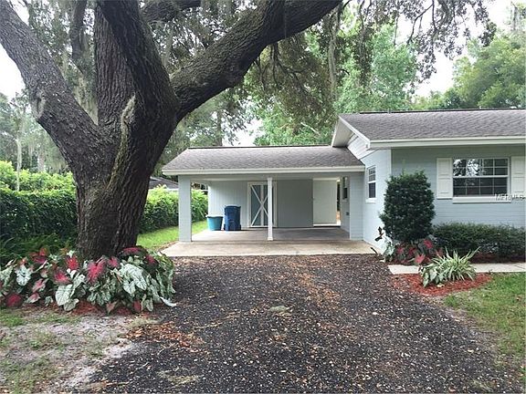 3rd image of 2417 Lake Talmadge Dr