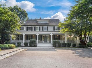 246 Southdown Rd, Huntington, NY 11743