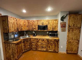 1688 Orchard Rd, Hood River, OR 97031