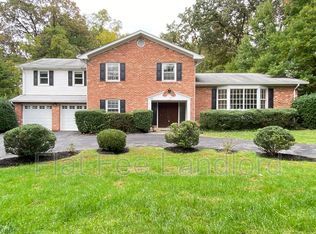 6001 Tilden Ln, Rockville, MD 20852