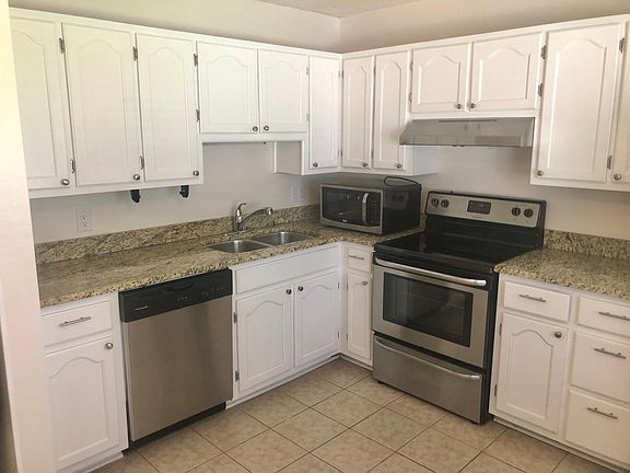 3rd image of 1552 Colony Park Dr #2