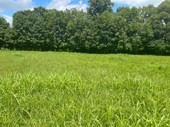 19 Greenleaf Dr, Campbellsville, KY 42718