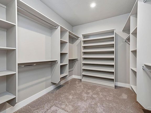 3rd image of 2566 E Madrigal St