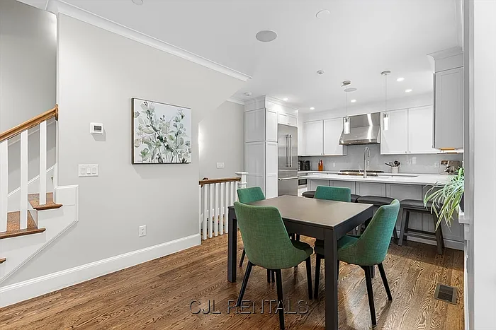 119 Highland Ave #B — Photo 3