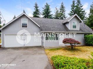 211 SW 305th St, Federal Way, WA 98023