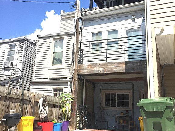 Brick Patio w/Parking