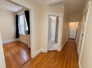 69 Park Dr APT 22, Boston, MA 02215