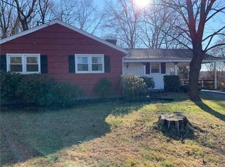 27 Hillside View Rd, Northford, CT 06472