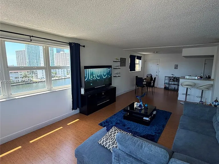 111 Golden Isles Dr #F10 — Photo 16