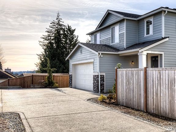 2nd image of 10190 35th Pl NE