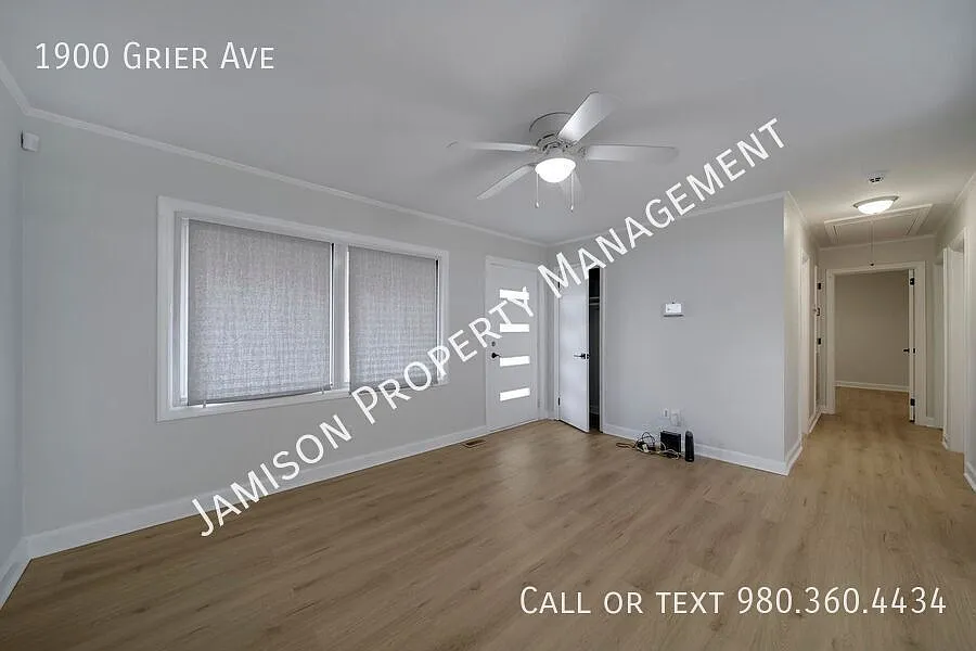 Gorgeous 3 Bed Ranch Home in Charlotte! — Photo 4