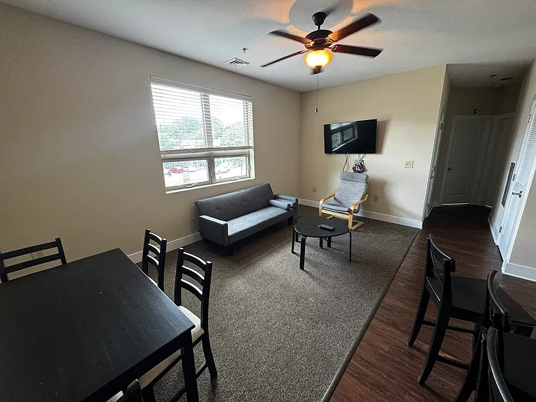 Friendly Apartments Co Living — Photo 25
