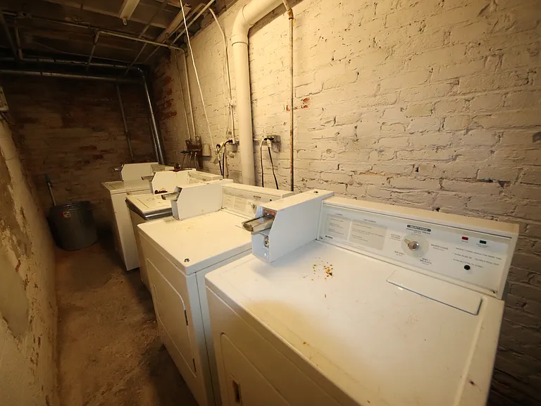 19 E Centre St #5 — Photo 3