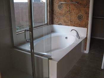 3rd image of 9770 Logrondo St
