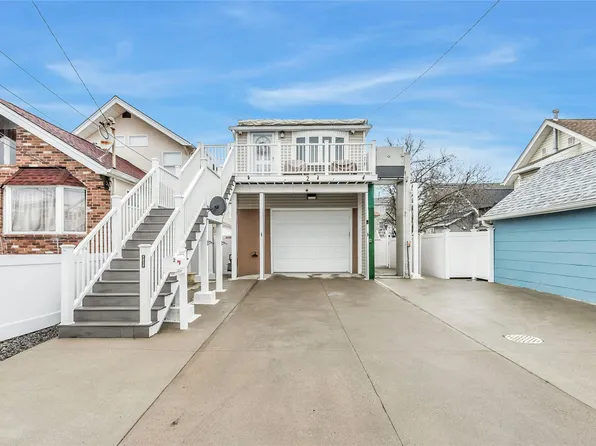 2 Fulton Street W, East Rockaway, NY 11518