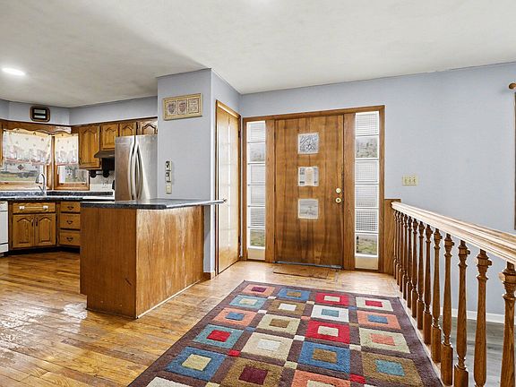 3rd image of 322 28th St N